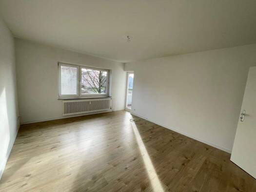 Wohnung zur Miete 539 € 3 Zimmer 71,8 m² 2. Geschoss frei ab 20.02.2026 Anne-Frank-Straße 8 Mitte Menden 58708
