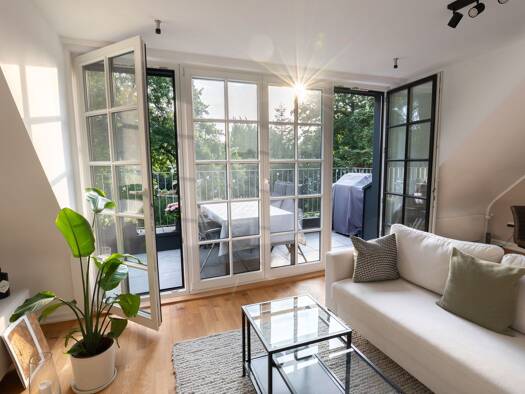 Wohnung zur Miete 2.000 € 3,5 Zimmer 90 m² Geschoss 2/3 frei ab 21.01.2026 Lokstedt Hamburg 22529