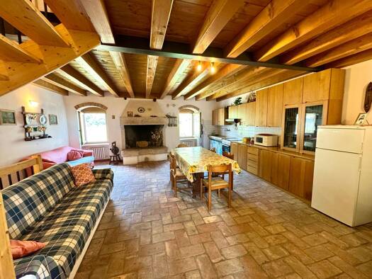 Haus zum Kauf 385.000 € 7 Zimmer 362 m² 50 m² Grundstück Caprino Veronese 37013