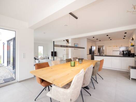 Einfamilienhaus zum Kauf 995.000 € 8 Zimmer 291 m² 1.000 m² Grundstück Remlingen 97280