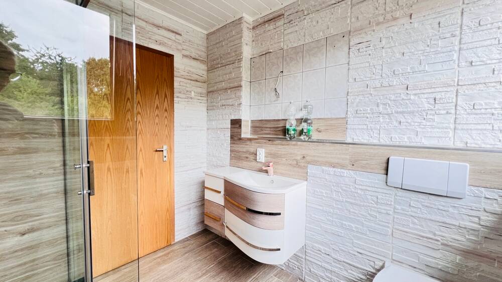 Immobilie in Niederwerrn - Provisionsfrei: Geräumiges Einfamilienhaus in Niederwerrn zu verkaufen - Bild 3