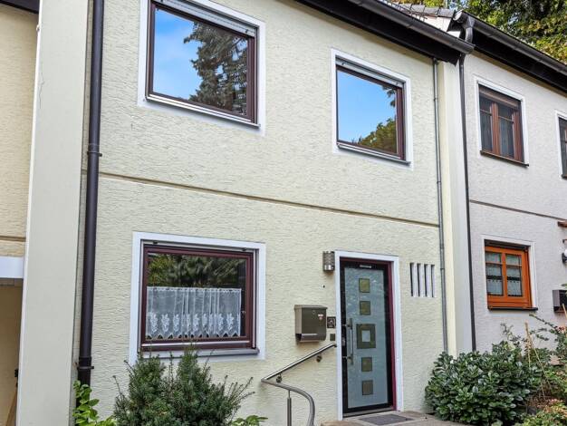 Reihenmittelhaus zum Kauf 450.000 € 5 Zimmer 127,7 m² 169 m² Grundstück Eigenes Heim Fürth 90766