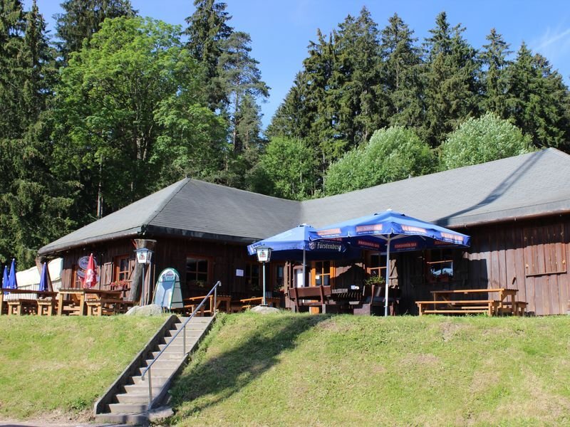 Restaurant zum Kauf als Kapitalanlage geeignet 749.000 € 6.003 m²<br/>Grundstück Unterkirnach 78089