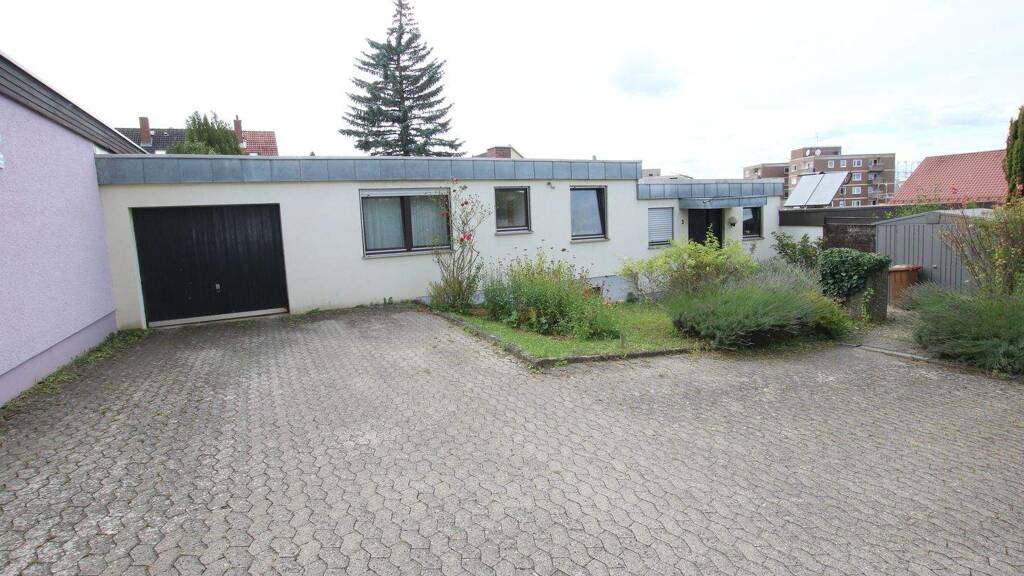 OH-138-25 Bungalow in Würzburg-Lengfeld
