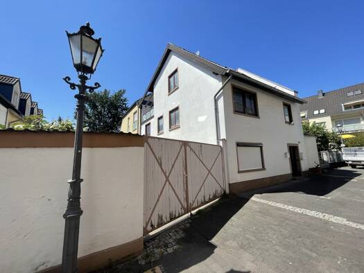 Mehrfamilienhaus zum Kauf als Kapitalanlage geeignet 599.000 € 13 Zimmer 282,8 m² 423 m² Grundstück Königswinter Königswinter 53639