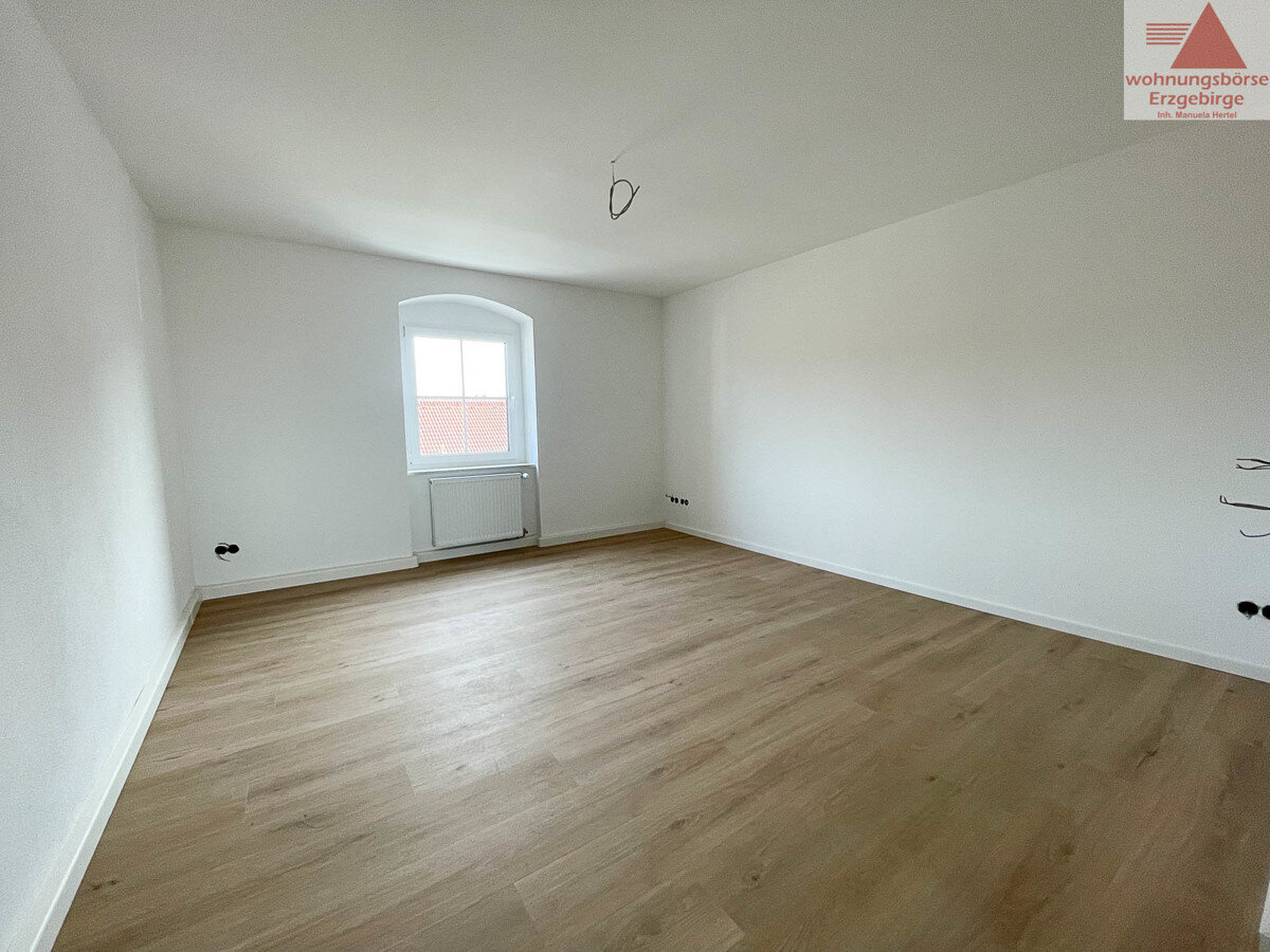 Wohnung zur Miete 563 € 3 Zimmer 75 m²<br/>Wohnfläche 1.<br/>Geschoss Lindenstraße 35 Aue 08280