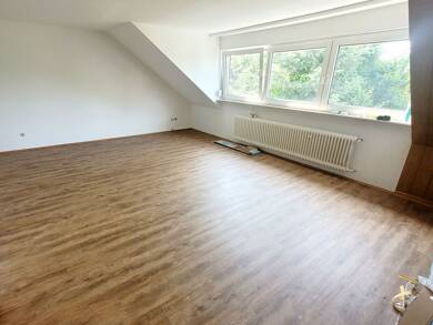 Wohnung zur Miete 420 € 3 Zimmer 70 m² Dachgeschoss frei ab 01.08.2025 Rheinau 14 Urmitz-Bahnhof Mülheim-Kärlich 56218