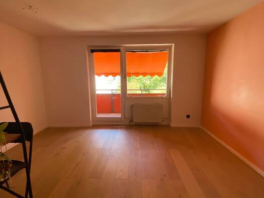 Studio zur Miete 630 € 1 Zimmer 28 m² Geschoss 2/4 frei ab sofort Strohberg 7 Süd Stuttgart 70180