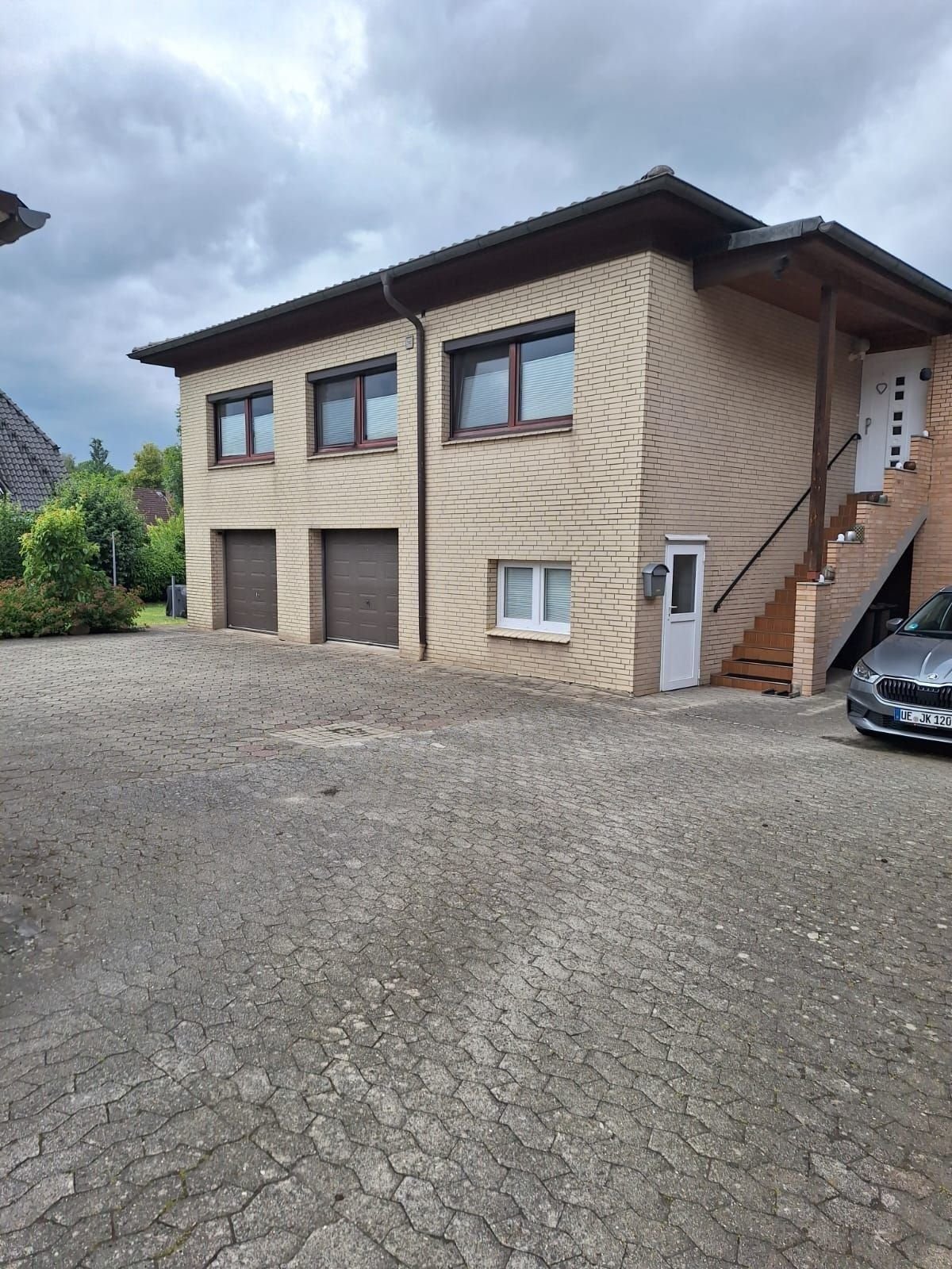 Mehrfamilienhaus zum Kauf 299.000 € 7 Zimmer 231 m²<br/>Wohnfläche 782 m²<br/>Grundstück Uelzen Uelzen 29525