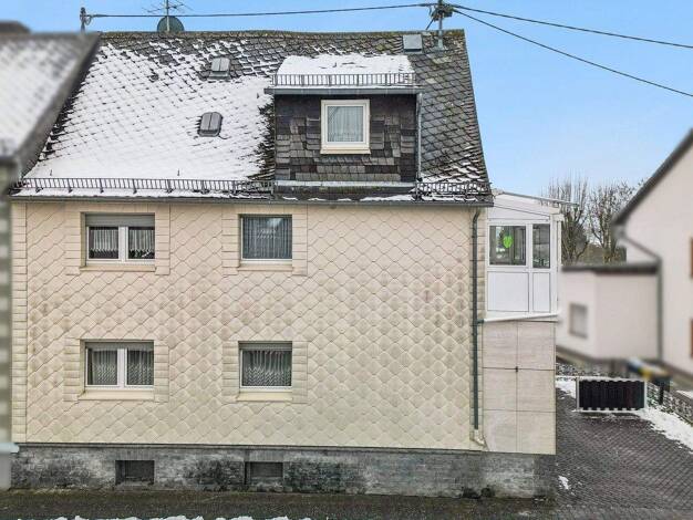 Einfamilienhaus zum Kauf 169.000 € 4 Zimmer 119 m² 430 m² Grundstück frei ab sofort Langenscheid 65558