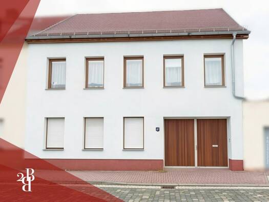Reihenmittelhaus zum Kauf 259.000 € 9 Zimmer 158 m² 247 m² Grundstück Zerbst Zerbst/Anhalt 39261