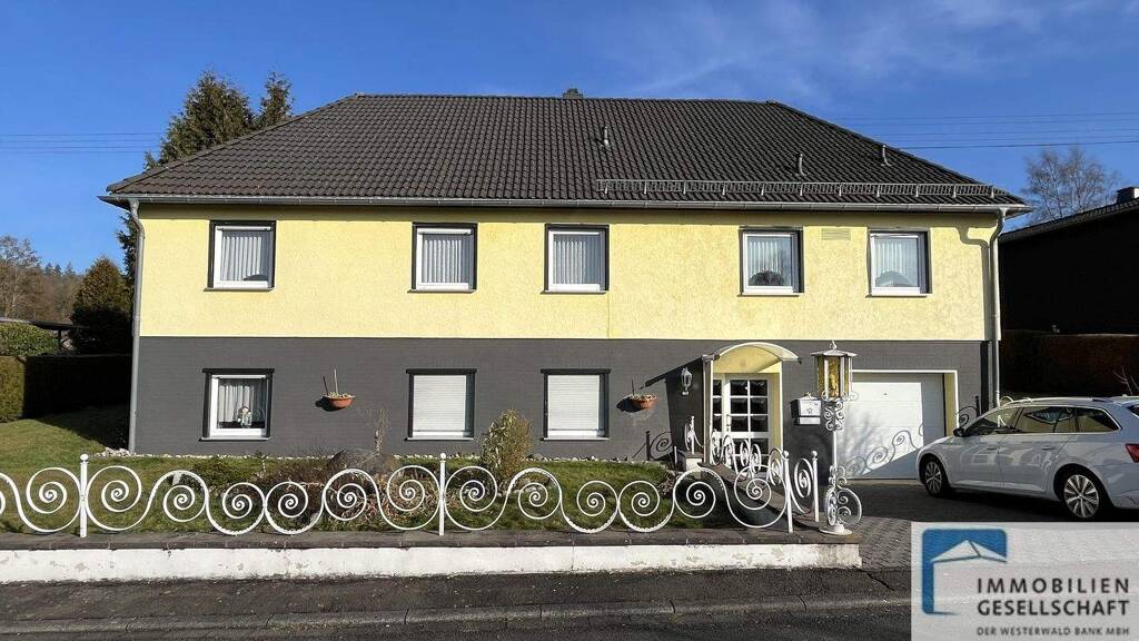 Einfamilienhaus zum Kauf 158.000 € 6 Zimmer 214 m² 1.169 m² Grundstück Steinebach 57629
