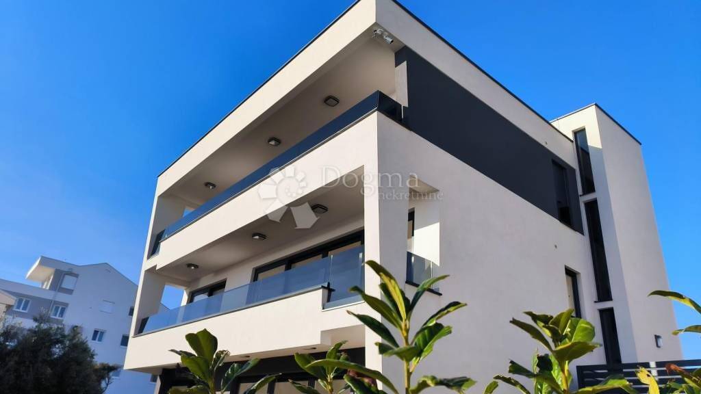 Wohnung zum Kauf 450.000 € 4 Zimmer 150 m² 1. Geschoss Kolan