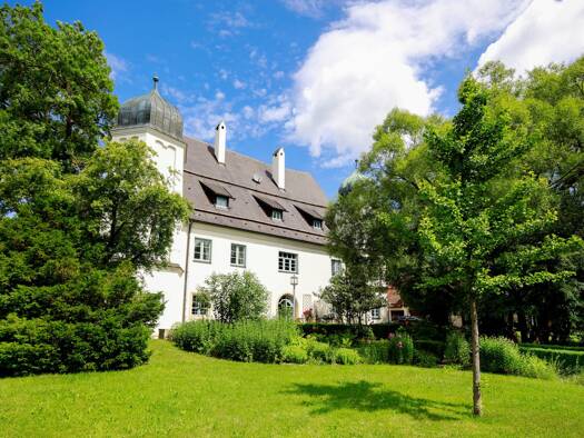 Schloss zur Miete 4.300 € 11,5 Zimmer 550 m² 20.000 m² Grundstück frei ab sofort Maierhofen Painten 93351