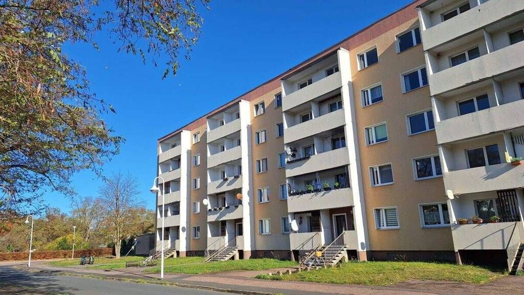 Wohnung zur Miete 425 € 3 Zimmer 56,9 m² 2. Geschoss Straße der Jugend 2 Sandersdorf 06792