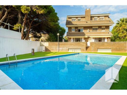 Chalet zum Kauf 980.000 € 5 Zimmer 239 m² Castelldefels 08860