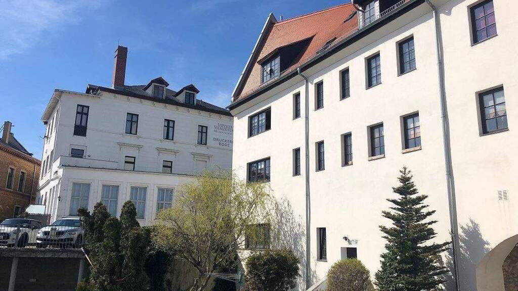 Mehrfamilienhaus zum Kauf 2.500.000 € 65 Zimmer 1.883 m² Wurzen 04808