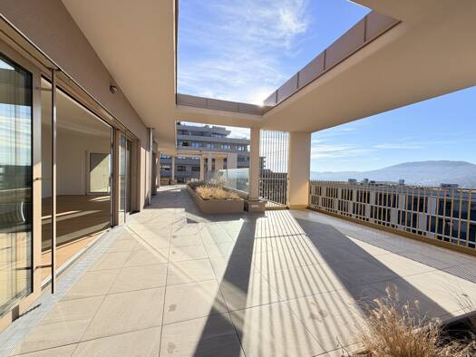 Penthouse zur Miete - Erstbezug 2.724 € 3 Zimmer 111,4 m² 16. Geschoss UNESCO-Esplanade Eggenberg Graz 8020
