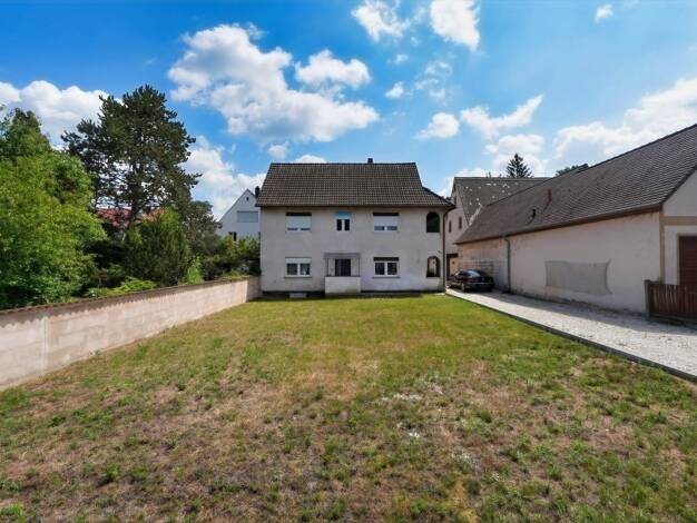 Einfamilienhaus zum Kauf 450.000 € 9 Zimmer 182 m² 958 m² Grundstück Pfaffenhofen Roth 91154