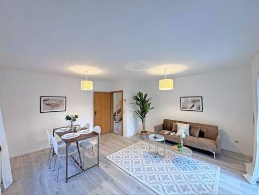 Doppelhaushälfte zum Kauf 365.000 € 6 Zimmer 130 m² 605 m² Grundstück Reinfeld 23858