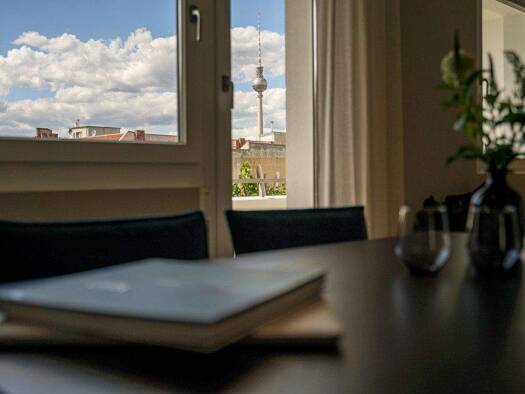 Wohnung zum Kauf 175.000 € 1 Zimmer 36,2 m² 10. Geschoss Mitte Berlin 10179