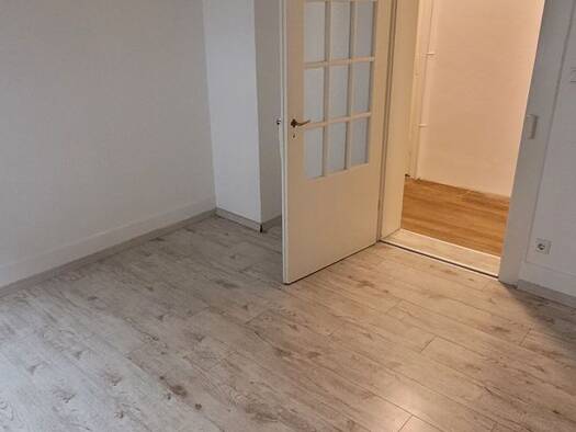 Wohnung zur Miete 900 € 3,5 Zimmer 100 m² Geschoss EG/4 frei ab sofort Singen Singen (Hohentwiel) 78224