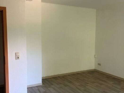 Wohnung zur Miete 360 € 2 Zimmer 60,7 m² 1. Geschoss Friedrich-Engels-Straße 37 Lauta 02991