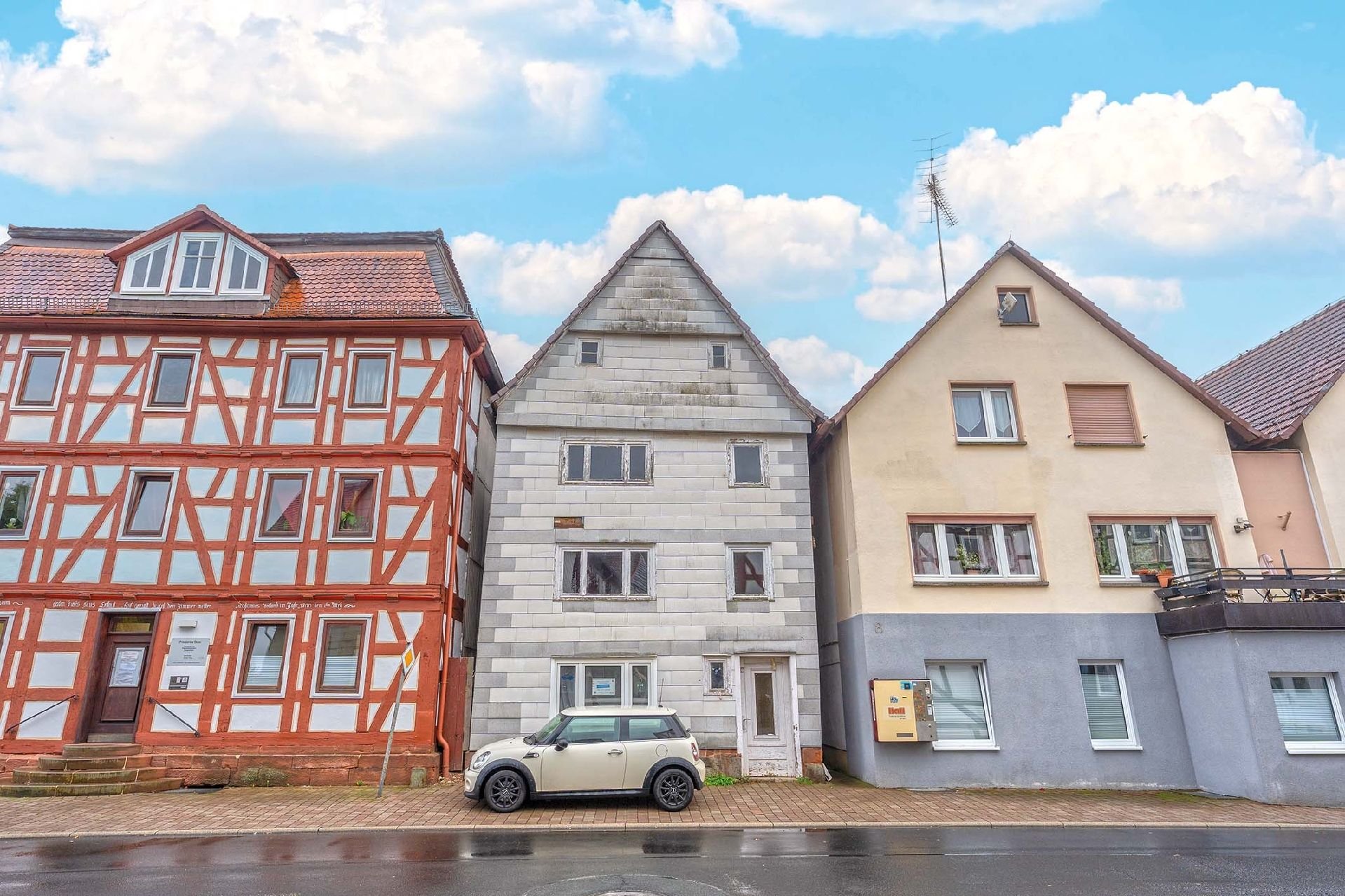 Einfamilienhaus zum Kauf 9.900 € 7 Zimmer 200 m²<br/>Wohnfläche 226 m²<br/>Grundstück Auf dem Römer 10 Rauschenberg Rauschenberg 35282