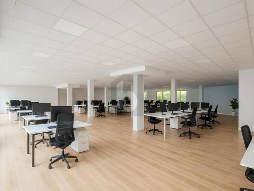 Laden zur Miete 4.500 € 3 Zimmer Emmering 82275