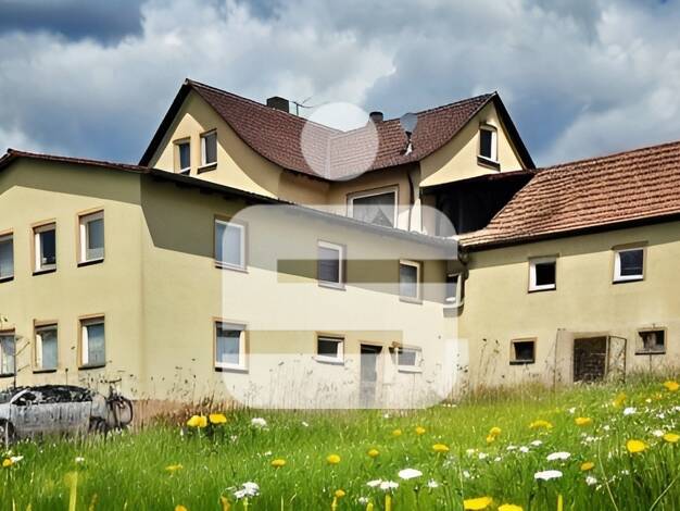 Mehrfamilienhaus zum Kauf 199.000 € 12 Zimmer 136 m² 1.080 m² Grundstück Frankenbrunn Oberthulba 97723