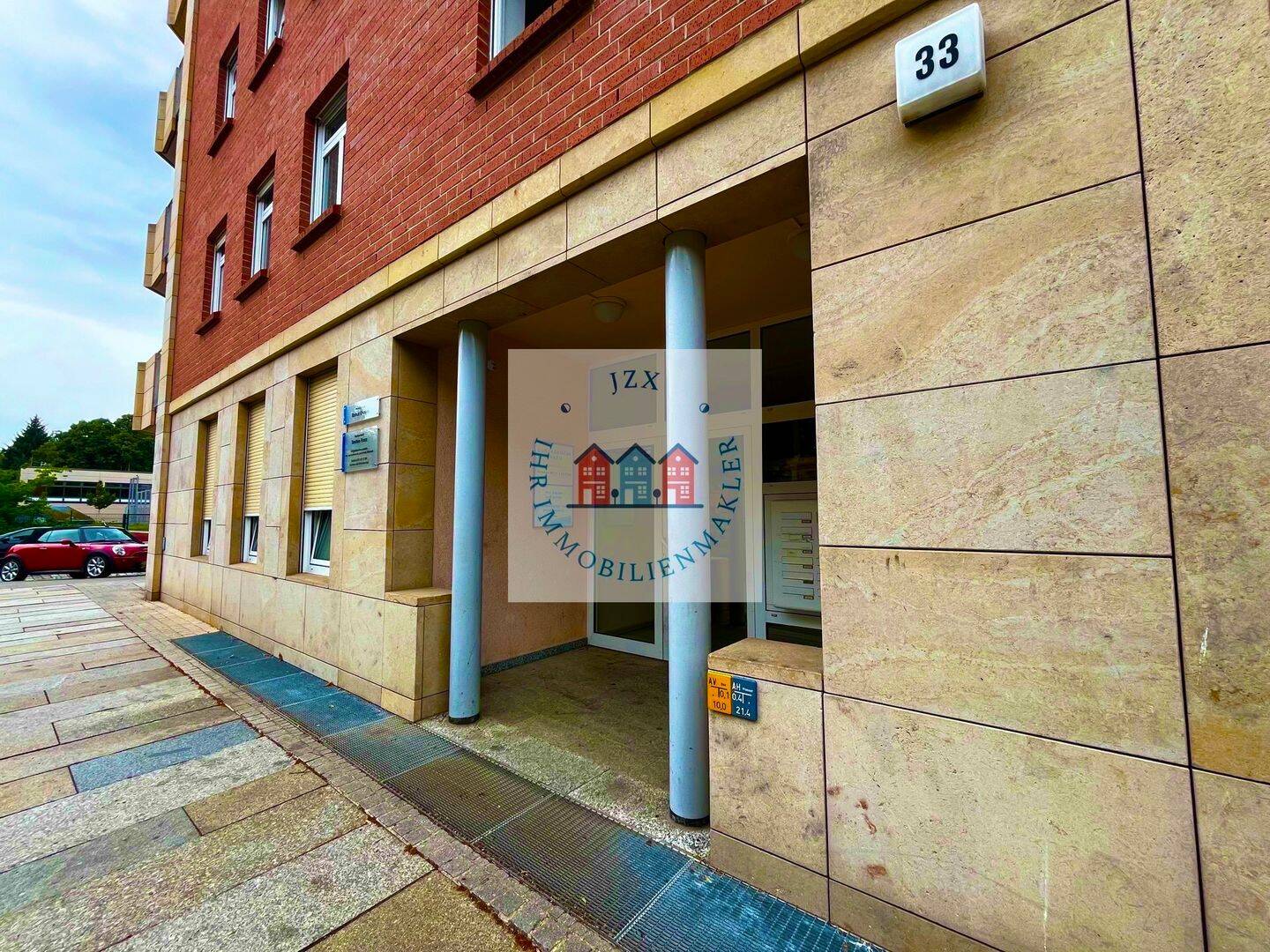 Property thumbnail 2