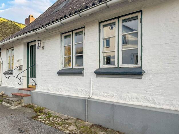 Haus zum Kauf 119.000 € 4 Zimmer 70 m² 470 m² Grundstück frei ab sofort Schwabstedt 25876