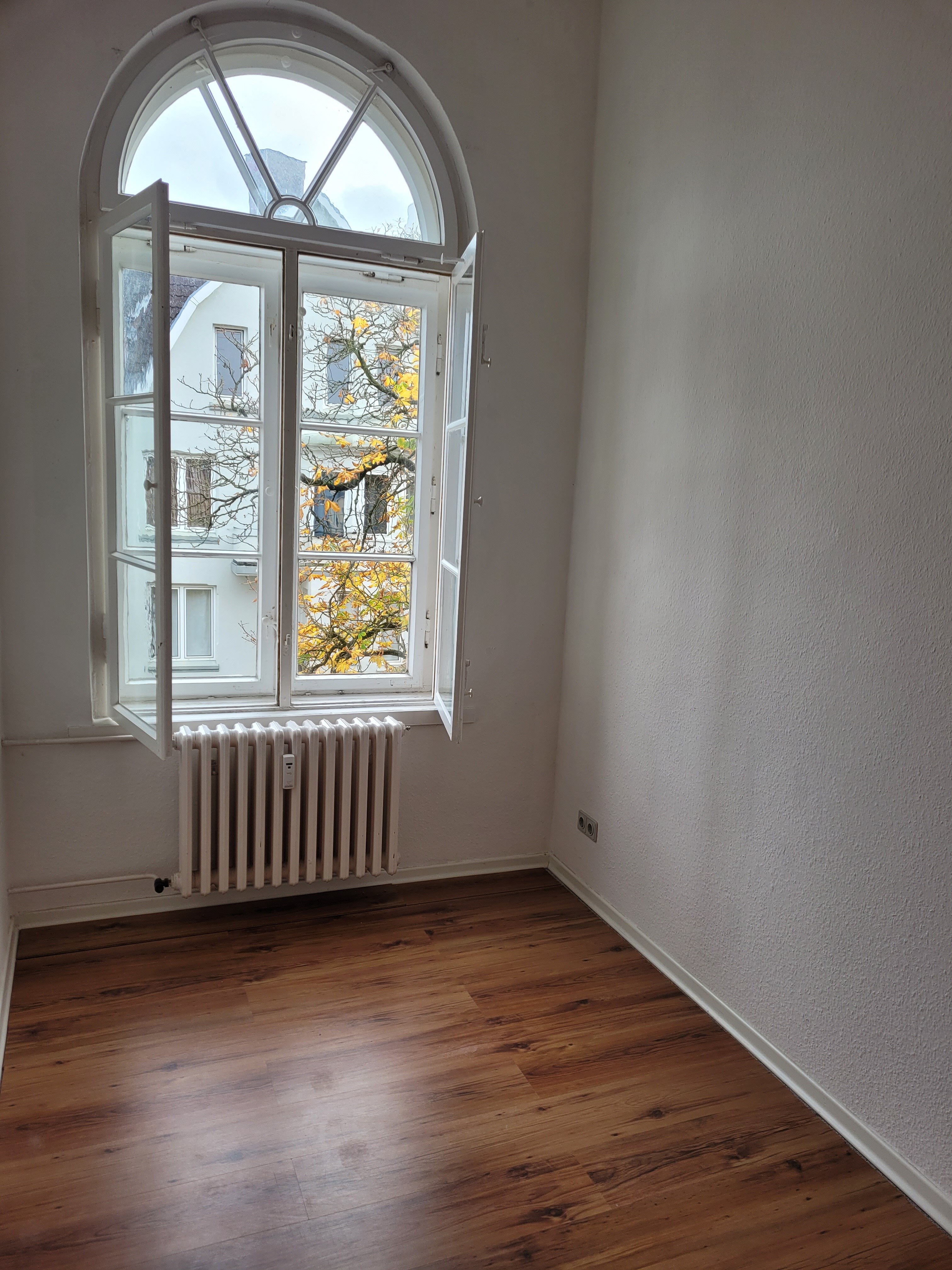 Wohnung zur Miete 490 € 2 Zimmer 49 m²<br/>Wohnfläche 3.<br/>Geschoss ab sofort<br/>Verfügbarkeit Junkerhohlweg 17 Neustadt - Nord Flensburg 24939