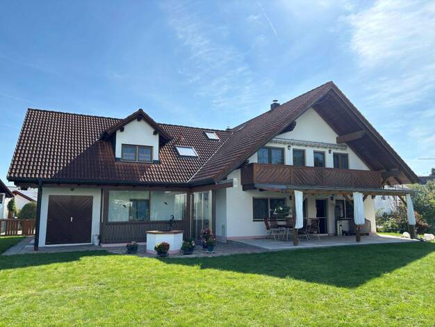 Mehrfamilienhaus zum Kauf 1.300.000 € 12 Zimmer 373 m² 957 m² Grundstück frei ab 01.09.2026 Scheuring 86937