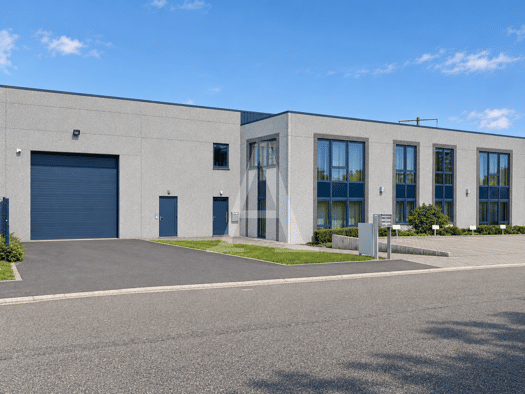 Halle/Industriefläche zur Miete provisionsfrei 2.500 m² Lagerfläche teilbar ab 800 m² Rath Düsseldorf 40472