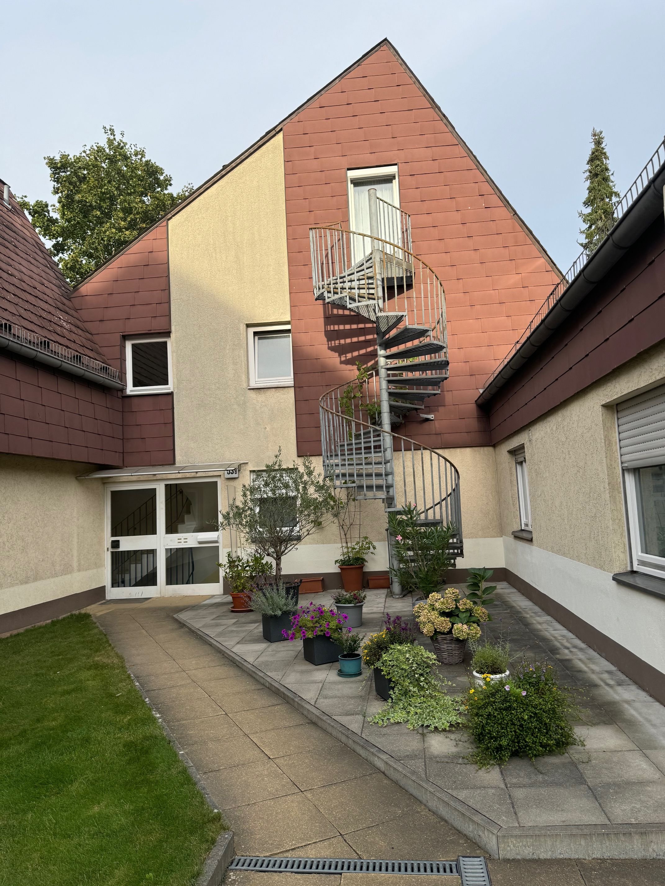 Terrassenwohnung zum Kauf 370.000 € 3 Zimmer 115 m²<br/>Wohnfläche Zehlendorf Berlin 14165