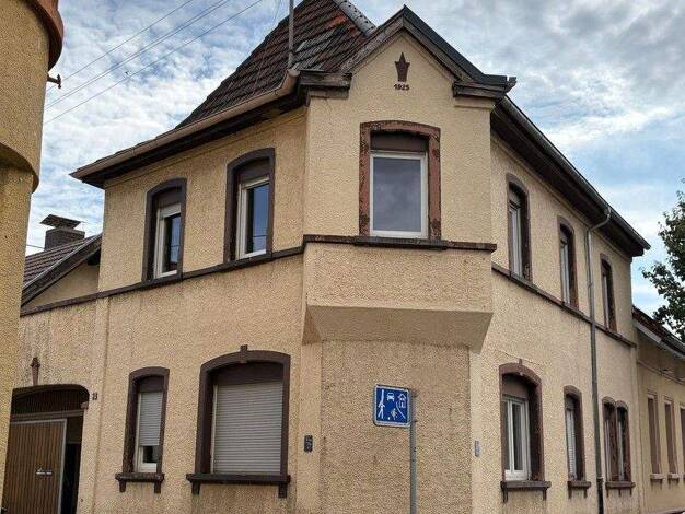 Mehrfamilienhaus zum Kauf provisionsfrei 550.000 € 10 Zimmer 206 m² 280 m² Grundstück Rheingönheim Ludwigshafen 67067
