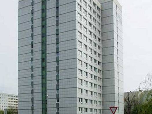 Wohnung zur Miete 197 € 1 Zimmer 31,2 m² 9. Geschoss Salbker Straße 8 Leipziger Str. Leipziger Straße 39120