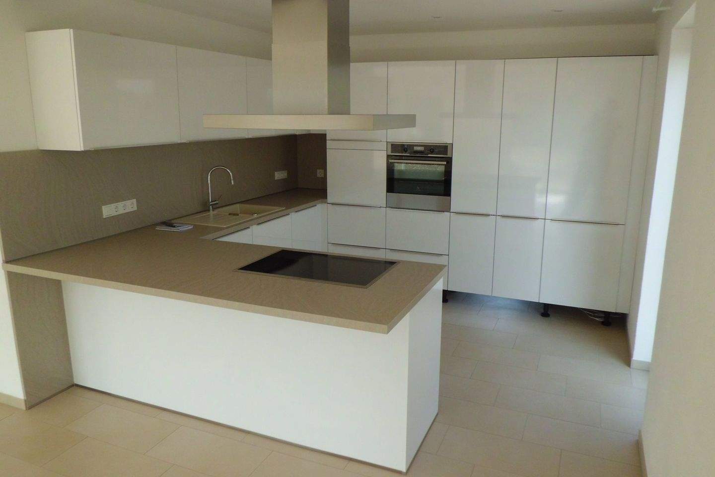 Immobilie in Spangdahlem - Villa I Wellness I Fitness & Bar I Rendite - Bild 1