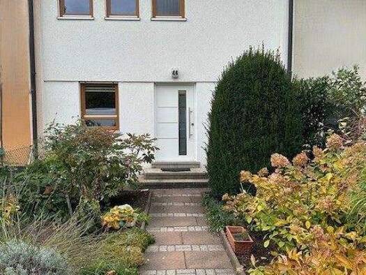 Haus zum Kauf 435.000 € 4 Zimmer 88 m² 197 m² Grundstück frei ab sofort Blücherstraße St Leonhard Nürnberg 90439