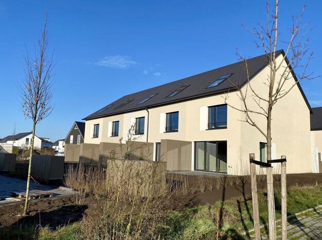 Reihenmittelhaus zur Miete 1.650 € 5 Zimmer 145 m² 180 m² Grundstück frei ab 01.07.2025 Gerstenweg 8c Nauen Nauen 14641