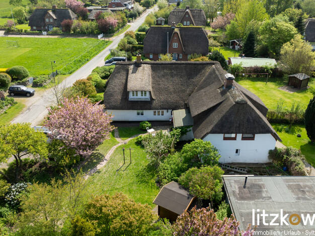 Mehrfamilienhaus zum Kauf 15 Zimmer 320 m² 2.313 m² Grundstück Archsum Sylt 25980