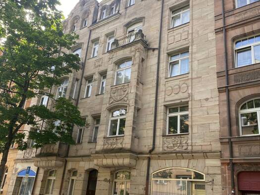 Wohnung zur Miete 1.300 € 4 Zimmer 100 m² Geschoss 2/4 frei ab 01.09.2026 Lichtenhof Nürnberg 90459
