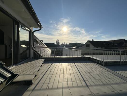 Wohnung zur Miete 2.450 CHF 5,5 Zimmer 185 m² 2. Geschoss frei ab sofort Junkerstrasse 58 Büsingen 78266