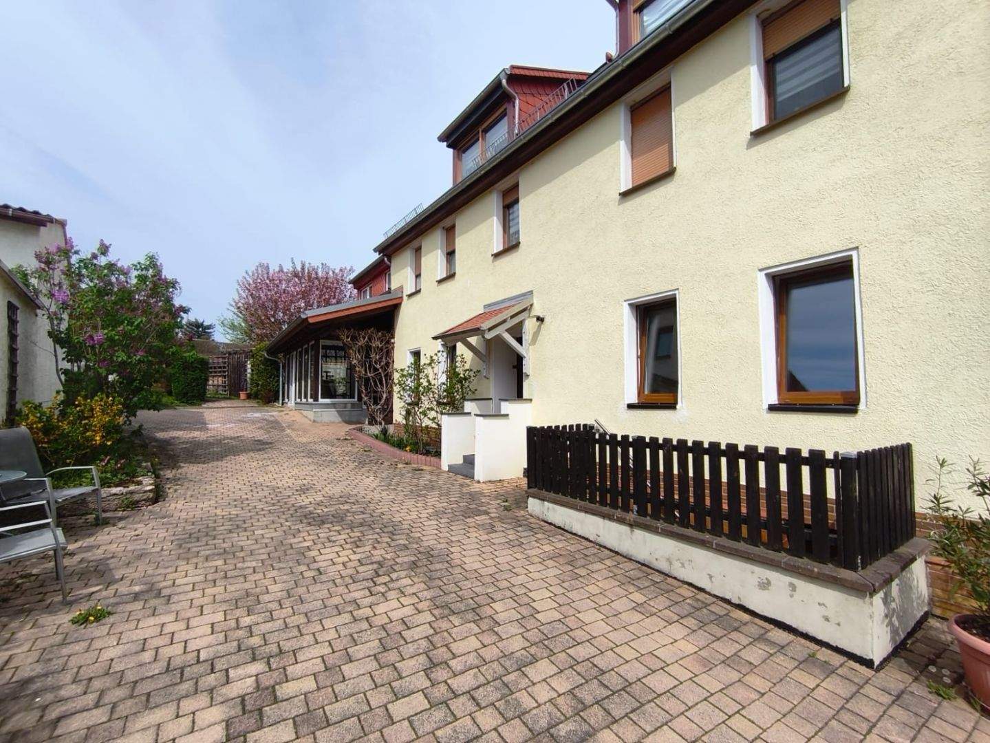 Mehrfamilienhaus zum Kauf - Ansicht 2