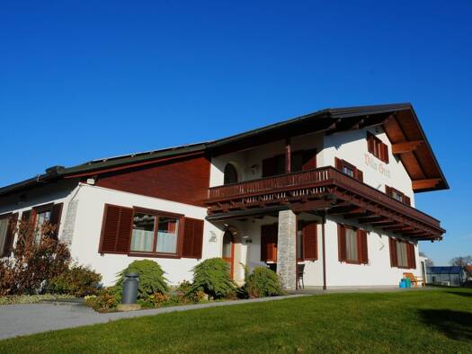 Villa zur Miete 1.920 € 6 Zimmer 440 m² 1.500 m² Grundstück Laßnitzhöhe 8301