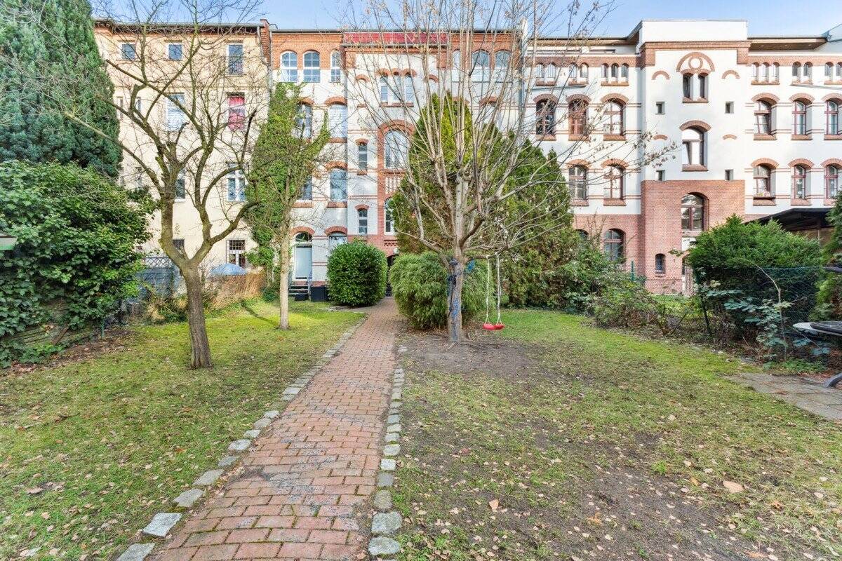 Property thumbnail 12