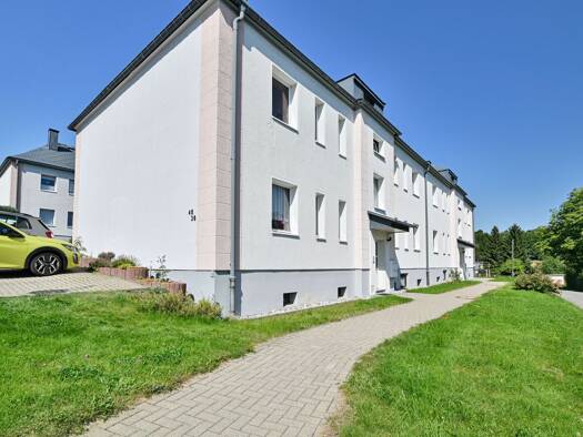 Wohnung zur Miete 300 € 2 Zimmer 57,3 m² EG Alte Sportplatzstraße 38 Bärenstein 09471