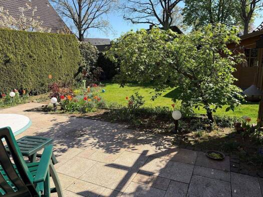 Einfamilienhaus zum Kauf 450.000 € 3,5 Zimmer 101 m² 609 m² Grundstück frei ab sofort Harksheide Norderstedt 22844