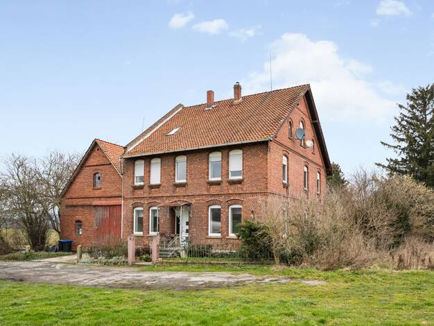Einfamilienhaus zum Kauf 299.900 € 9 Zimmer 390 m² 3.910 m² Grundstück Fuhlen Hessisch Oldendorf 31840